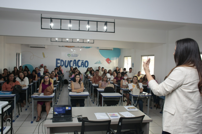 Capacitação sobre o novo Educacenso reúne gestores e secretários escolares de Alagoas e Sergipe em Coruripe